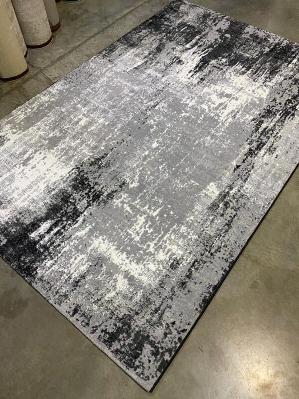Modern Abstract Rug in Black and White